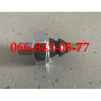 000033346488 ДАТЧИК ДАВЛЕНИЯ МАСЛА ДВИГАТЕЛЕЙ КОМБАЙНОВ MASSEY FERGUSON 5650 7250 7252 7254 7256 7260 7270 28/28XP 30 32/32RS 7344 7247 7347 7360